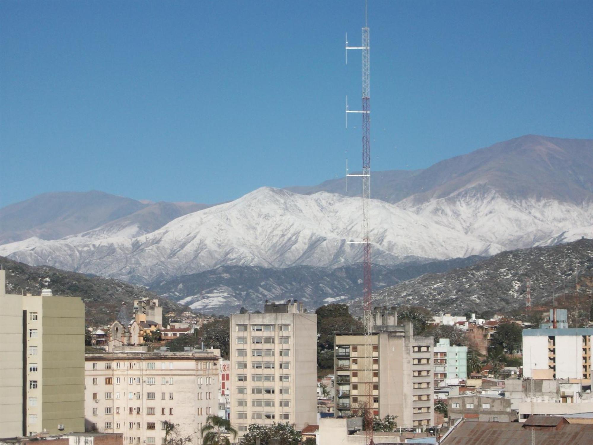 Howard Johnson Plaza Jujuy San Salvador de Jujuy Zewnętrze zdjęcie